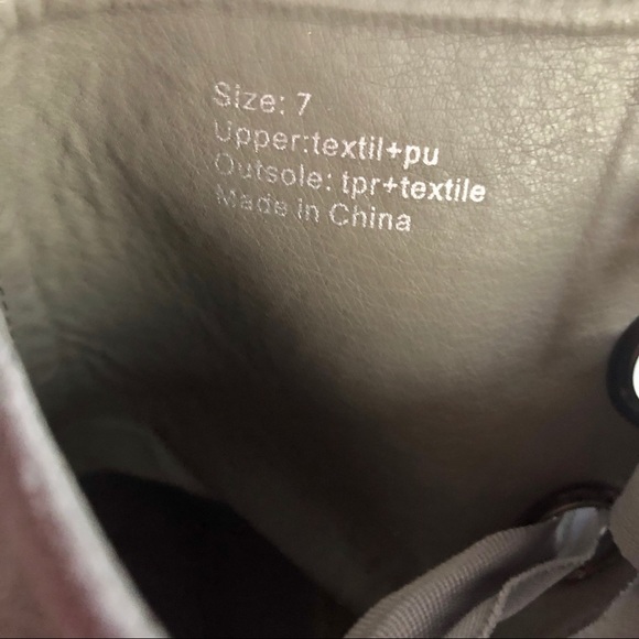 NWOB Olivia Miller Van Wyck Booties - Picture 7 of 7